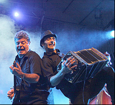 /fotos/espectaculos/20110823/notas_e/na32fo01.jpg