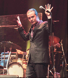 /fotos/espectaculos/20110919/notas_e/na26fo01.jpg